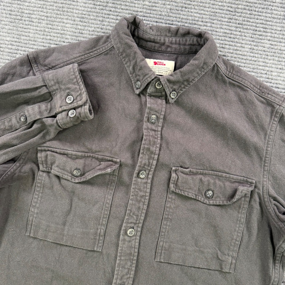 Fjallraven Ovik Twill Shirt Mens Small Black Relaxed Fit Long Sleeve Button Down